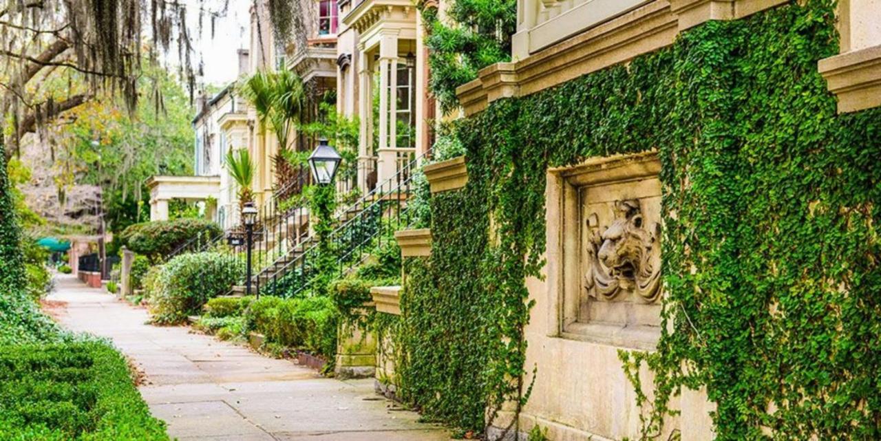 Walk Score 90!!-Historic Downtown District-2 Blocks To Famous Forsyth Park- Huge Private Patio-Private Parking Savannah Exteriör bild